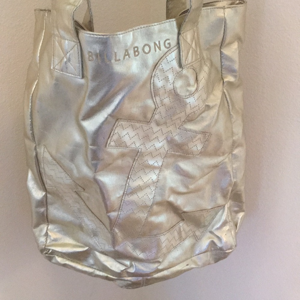 Slightly used billabong gold tote!
